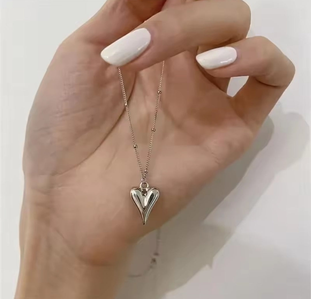 heart pendant necklace