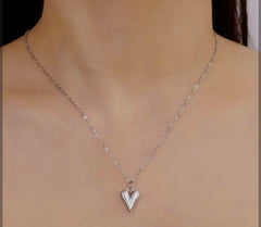 heart pendant necklace